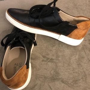 Naturalizer Women’s Jane leather/suede Oxford